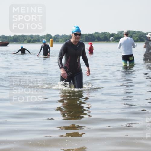 22.06.2025 - Viking Triathlon KatJ http://msf.ph/oto/8124010 22.06.2025 10:58:50 Schwimmen 268 meine-sportfotos.de