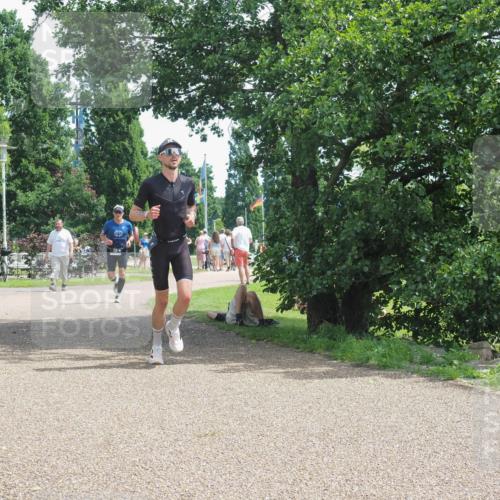 22.06.2025 - Viking Triathlon KatJ http://msf.ph/oto/8124020 22.06.2025 13:06:11 Laufen 193 meine-sportfotos.de