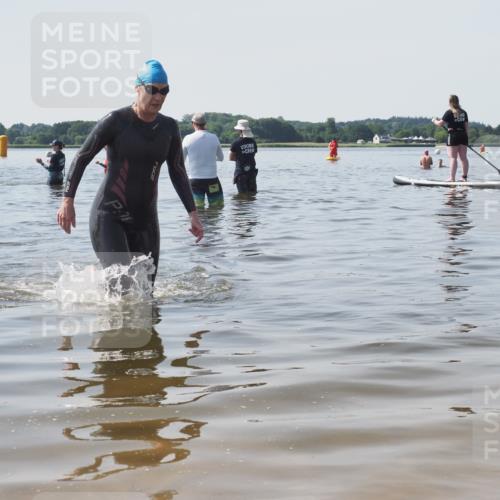 22.06.2025 - Viking Triathlon KatJ http://msf.ph/oto/8124021 22.06.2025 10:58:51 Schwimmen 268 meine-sportfotos.de