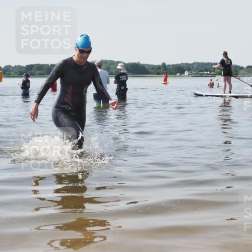 22.06.2025 - Viking Triathlon KatJ http://msf.ph/oto/8124029 22.06.2025 10:58:52 Schwimmen 268 meine-sportfotos.de