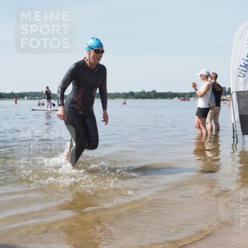 22.06.2025 - Viking Triathlon KatJ http://msf.ph/oto/8124050 22.06.2025 10:58:55 Schwimmen 234, 268 meine-sportfotos.de