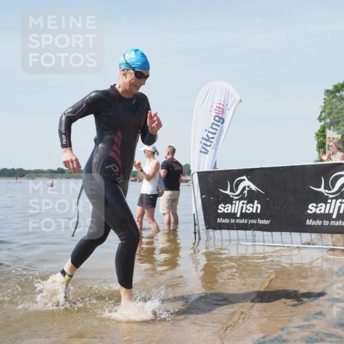 22.06.2025 - Viking Triathlon KatJ http://msf.ph/oto/8124070 22.06.2025 10:58:55 Schwimmen 234, 268 meine-sportfotos.de