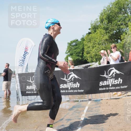 22.06.2025 - Viking Triathlon KatJ http://msf.ph/oto/8124087 22.06.2025 10:58:56 Schwimmen 234, 268 meine-sportfotos.de