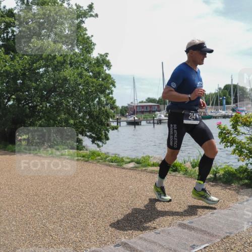 22.06.2025 - Viking Triathlon KatJ http://msf.ph/oto/8124154 22.06.2025 13:06:17 Laufen 214 meine-sportfotos.de