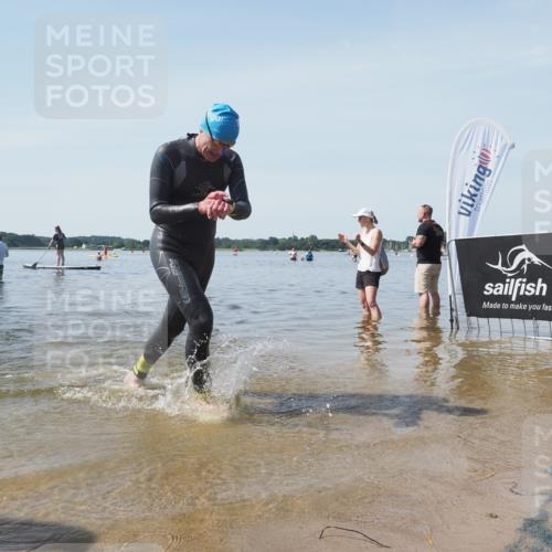 22.06.2025 - Viking Triathlon KatJ http://msf.ph/oto/8124173 22.06.2025 10:59:12 Schwimmen 222, 234 meine-sportfotos.de