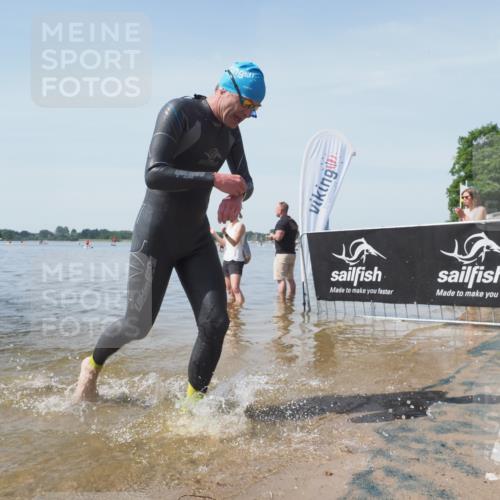22.06.2025 - Viking Triathlon KatJ http://msf.ph/oto/8124189 22.06.2025 10:59:12 Schwimmen 222, 234 meine-sportfotos.de