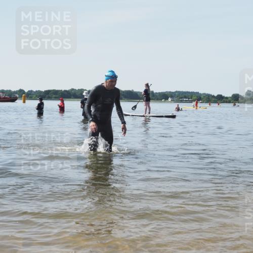 22.06.2025 - Viking Triathlon KatJ http://msf.ph/oto/8124193 22.06.2025 10:59:14 Schwimmen 222, 234, 459 meine-sportfotos.de