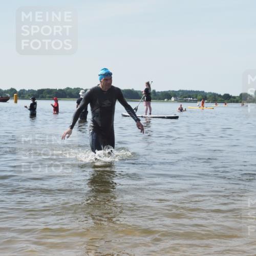 22.06.2025 - Viking Triathlon KatJ http://msf.ph/oto/8124201 22.06.2025 10:59:14 Schwimmen 222, 234, 459 meine-sportfotos.de