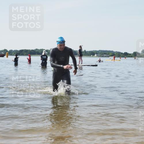 22.06.2025 - Viking Triathlon KatJ http://msf.ph/oto/8124215 22.06.2025 10:59:15 Schwimmen 222, 459 meine-sportfotos.de