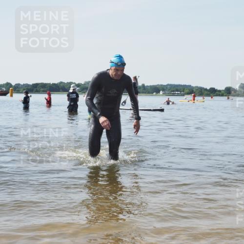 22.06.2025 - Viking Triathlon KatJ http://msf.ph/oto/8124222 22.06.2025 10:59:15 Schwimmen 222, 459 meine-sportfotos.de