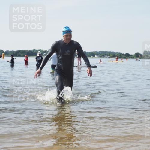 22.06.2025 - Viking Triathlon KatJ http://msf.ph/oto/8124230 22.06.2025 10:59:16 Schwimmen 222, 459 meine-sportfotos.de