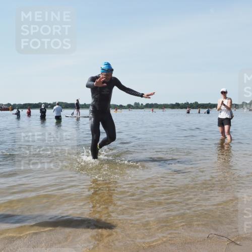 22.06.2025 - Viking Triathlon KatJ http://msf.ph/oto/8124246 22.06.2025 10:59:17 Schwimmen 222, 459 meine-sportfotos.de