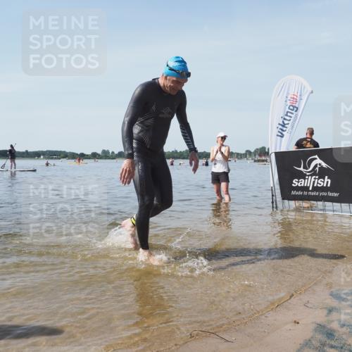 22.06.2025 - Viking Triathlon KatJ http://msf.ph/oto/8124268 22.06.2025 10:59:19 Schwimmen 222, 459, 476 meine-sportfotos.de