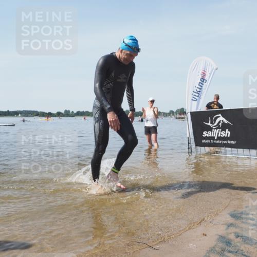 22.06.2025 - Viking Triathlon KatJ http://msf.ph/oto/8124272 22.06.2025 10:59:19 Schwimmen 222, 459, 476 meine-sportfotos.de