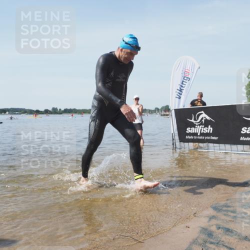 22.06.2025 - Viking Triathlon KatJ http://msf.ph/oto/8124277 22.06.2025 10:59:19 Schwimmen 222, 459, 476 meine-sportfotos.de