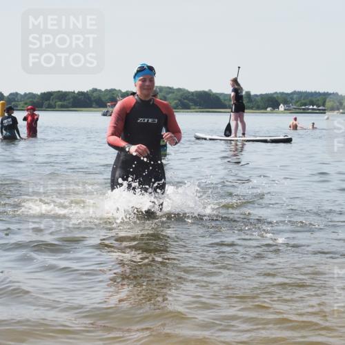 22.06.2025 - Viking Triathlon KatJ http://msf.ph/oto/8124380 22.06.2025 10:59:36 Schwimmen 476 meine-sportfotos.de