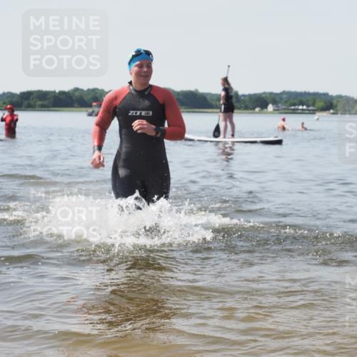 22.06.2025 - Viking Triathlon KatJ http://msf.ph/oto/8124393 22.06.2025 10:59:36 Schwimmen 476 meine-sportfotos.de
