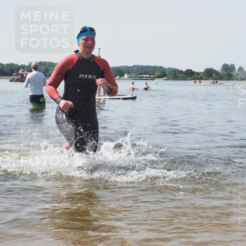 22.06.2025 - Viking Triathlon KatJ http://msf.ph/oto/8124405 22.06.2025 10:59:36 Schwimmen 476 meine-sportfotos.de