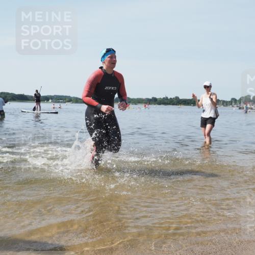 22.06.2025 - Viking Triathlon KatJ http://msf.ph/oto/8124423 22.06.2025 10:59:38 Schwimmen 476 meine-sportfotos.de