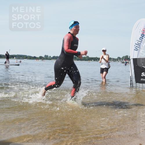 22.06.2025 - Viking Triathlon KatJ http://msf.ph/oto/8124429 22.06.2025 10:59:38 Schwimmen 476 meine-sportfotos.de