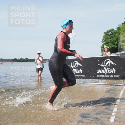 22.06.2025 - Viking Triathlon KatJ http://msf.ph/oto/8124449 22.06.2025 10:59:38 Schwimmen 476 meine-sportfotos.de