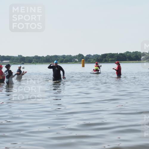 22.06.2025 - Viking Triathlon KatJ http://msf.ph/oto/8124457 22.06.2025 11:06:02 Schwimmen  meine-sportfotos.de