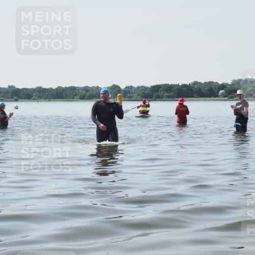 22.06.2025 - Viking Triathlon KatJ http://msf.ph/oto/8124478 22.06.2025 11:06:09 Schwimmen 303 meine-sportfotos.de