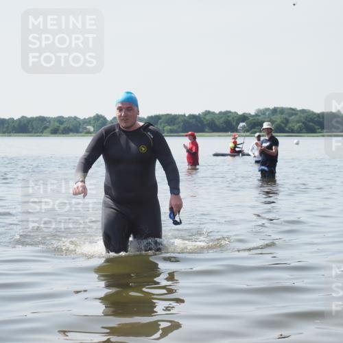 22.06.2025 - Viking Triathlon KatJ http://msf.ph/oto/8124517 22.06.2025 11:06:17 Schwimmen 303 meine-sportfotos.de