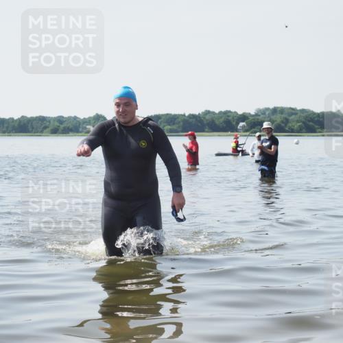 22.06.2025 - Viking Triathlon KatJ http://msf.ph/oto/8124521 22.06.2025 11:06:17 Schwimmen 303 meine-sportfotos.de