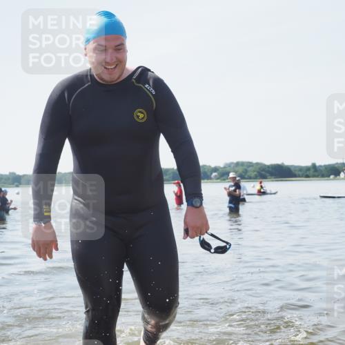 22.06.2025 - Viking Triathlon KatJ http://msf.ph/oto/8124568 22.06.2025 11:06:22 Schwimmen 303 meine-sportfotos.de