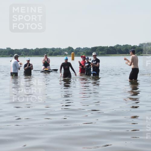 22.06.2025 - Viking Triathlon KatJ http://msf.ph/oto/8124630 22.06.2025 11:14:05 Schwimmen  meine-sportfotos.de