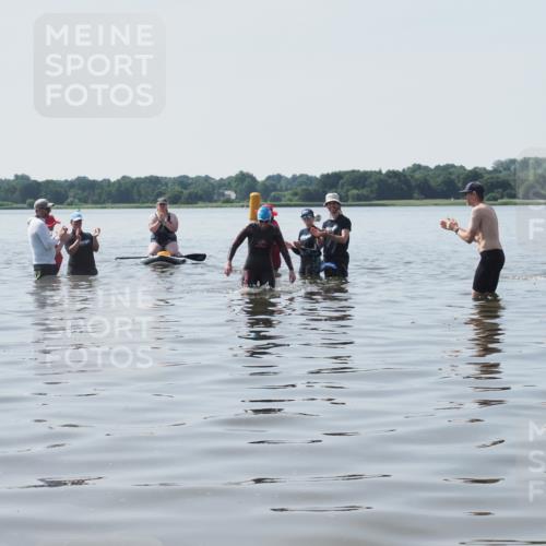 22.06.2025 - Viking Triathlon KatJ http://msf.ph/oto/8124635 22.06.2025 11:14:07 Schwimmen  meine-sportfotos.de