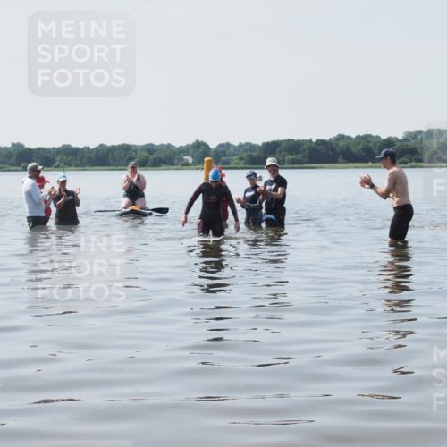 22.06.2025 - Viking Triathlon KatJ http://msf.ph/oto/8124640 22.06.2025 11:14:07 Schwimmen  meine-sportfotos.de