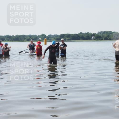 22.06.2025 - Viking Triathlon KatJ http://msf.ph/oto/8124656 22.06.2025 11:14:13 Schwimmen  meine-sportfotos.de
