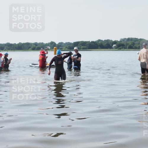 22.06.2025 - Viking Triathlon KatJ http://msf.ph/oto/8124669 22.06.2025 11:14:13 Schwimmen  meine-sportfotos.de