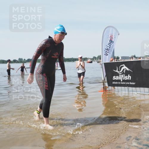 22.06.2025 - Viking Triathlon KatJ http://msf.ph/oto/8124805 22.06.2025 11:14:33 Schwimmen 405 meine-sportfotos.de