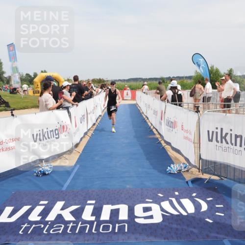 22.06.2025 - Viking Triathlon MichiJ http://msf.ph/oto/8125006 22.06.2025 15:15:26 Ziel 374, 638 meine-sportfotos.de