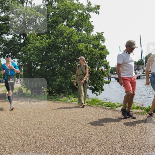 22.06.2025 - Viking Triathlon KatJ http://msf.ph/oto/8125047 22.06.2025 13:07:36 Laufen 414 meine-sportfotos.de