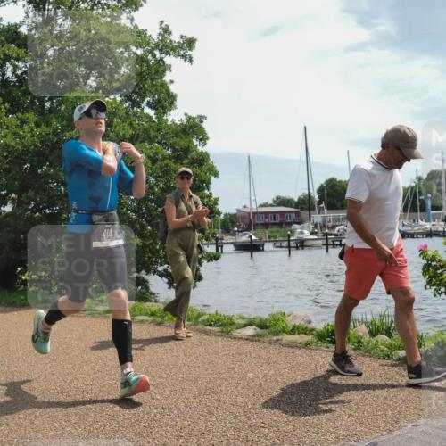 22.06.2025 - Viking Triathlon KatJ http://msf.ph/oto/8125084 22.06.2025 13:07:37 Laufen 414 meine-sportfotos.de