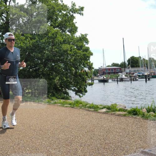 22.06.2025 - Viking Triathlon KatJ http://msf.ph/oto/8125165 22.06.2025 13:07:44 Laufen 492 meine-sportfotos.de