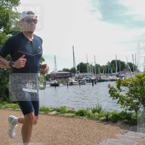 22.06.2025 - Viking Triathlon KatJ http://msf.ph/oto/8125203 22.06.2025 13:07:44 Laufen 492 meine-sportfotos.de