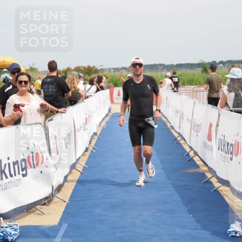 22.06.2025 - Viking Triathlon MichiJ http://msf.ph/oto/8125461 22.06.2025 15:16:29 Ziel 162, 266 meine-sportfotos.de