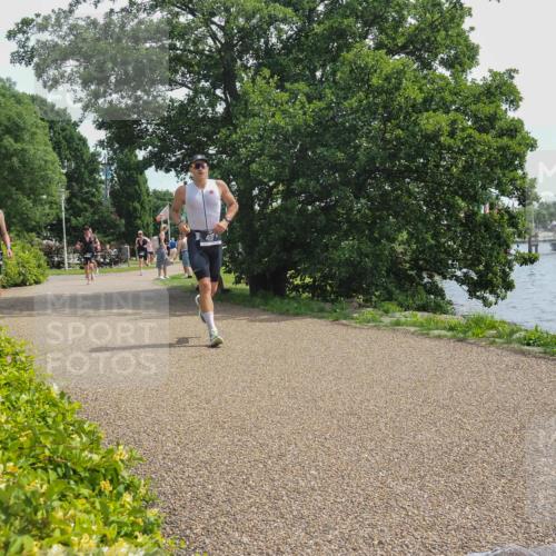 22.06.2025 - Viking Triathlon KatJ http://msf.ph/oto/8125518 22.06.2025 13:08:08 Laufen 407 meine-sportfotos.de