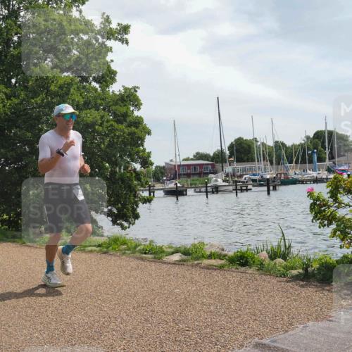 22.06.2025 - Viking Triathlon KatJ http://msf.ph/oto/8125832 22.06.2025 13:08:23 Laufen 187, 448 meine-sportfotos.de