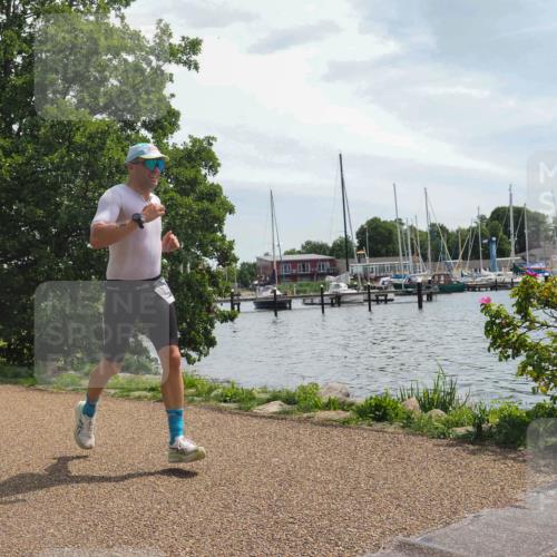 22.06.2025 - Viking Triathlon KatJ http://msf.ph/oto/8125841 22.06.2025 13:08:23 Laufen 187, 448 meine-sportfotos.de