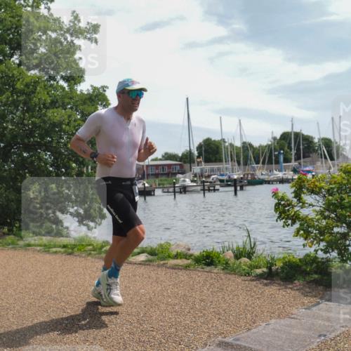 22.06.2025 - Viking Triathlon KatJ http://msf.ph/oto/8125856 22.06.2025 13:08:23 Laufen 187, 448 meine-sportfotos.de