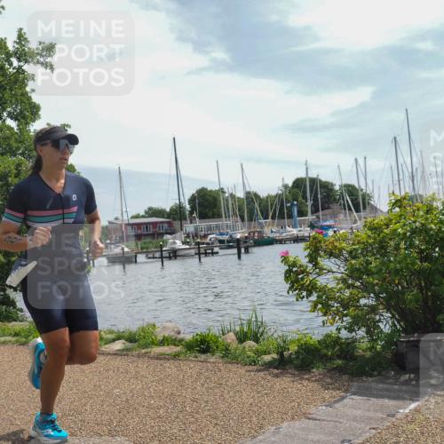 22.06.2025 - Viking Triathlon KatJ http://msf.ph/oto/8126477 22.06.2025 13:09:24 Laufen 301 meine-sportfotos.de