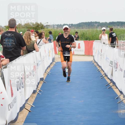 22.06.2025 - Viking Triathlon MichiJ http://msf.ph/oto/8126575 22.06.2025 15:18:16 Ziel 164, 300 meine-sportfotos.de