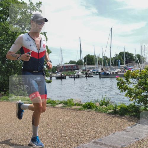 22.06.2025 - Viking Triathlon KatJ http://msf.ph/oto/8126698 22.06.2025 13:09:52 Laufen 196 meine-sportfotos.de