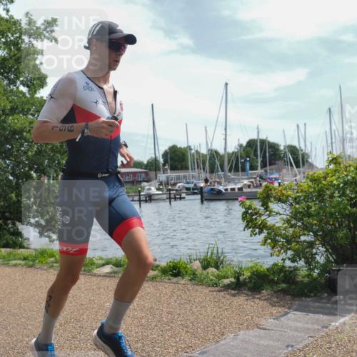 22.06.2025 - Viking Triathlon KatJ http://msf.ph/oto/8126706 22.06.2025 13:09:52 Laufen 196 meine-sportfotos.de